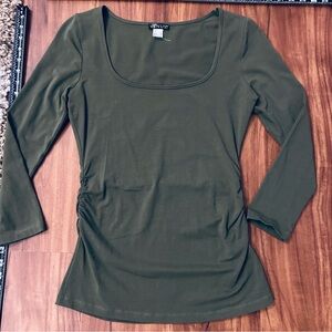 VENUS ruched Green 3/4 Long Sleeve Top small